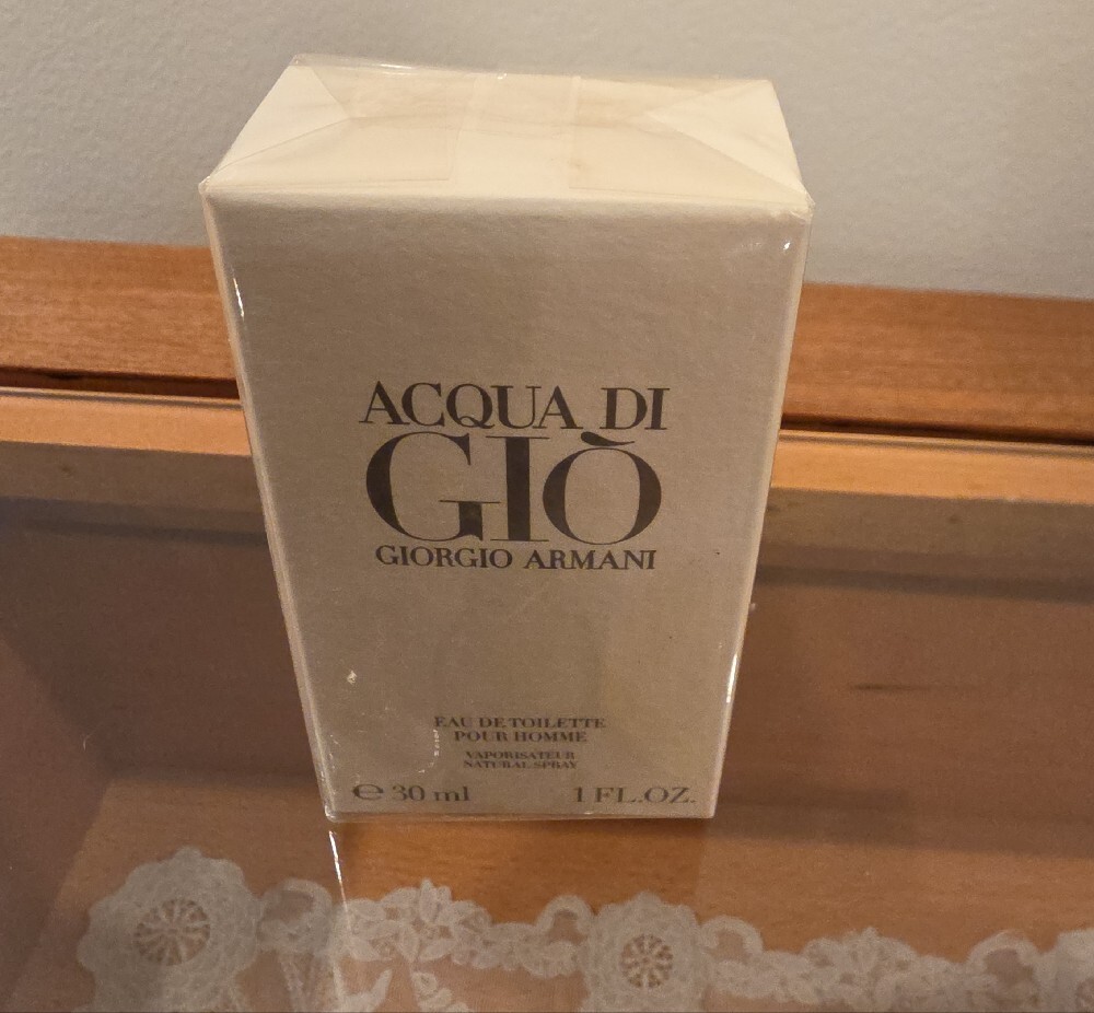 Men's Fragrance Box - Picture 2 of 3